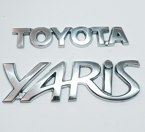 Emblema Kit Toyota Yaris En Metal Pulido  Foto 2