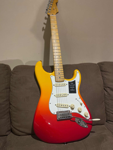 Fender Stratocaster Player Plus