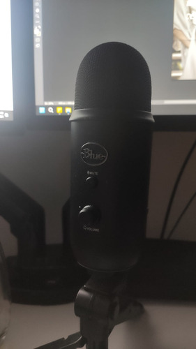 Microfone Condensador Usb Blue Yeti Preto - Perfeito Estado