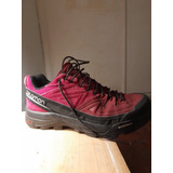 Zapatillas Trekking Salomon Color Fuccia Hermosas. 