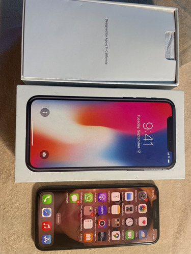  iPhone X 64 Gb  Gris Espacial- Liberado - Como Nuevo