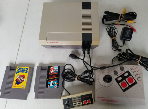 Nintendo Nes Original De 1985 Con Mario Y 1 Y 3