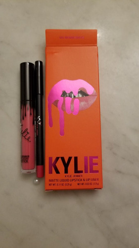 Kylie Jenner Summer Collection | Matte Lip Kit On Wednesdays