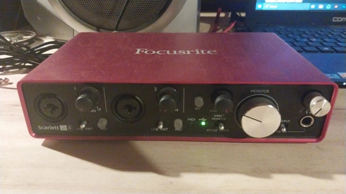 Interfaz (placa) De Audio Focusrite Scarlett 2i4 2da Gen.