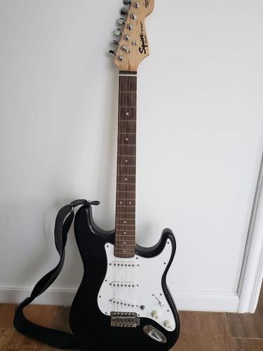 Guitarra Fender Squier Strat California Series Negra