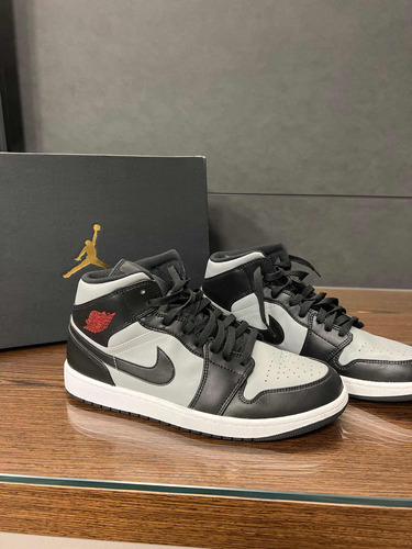 Air Jordan 1 Mid Usado