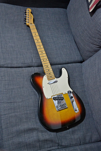Guitarra Fender Telecaster Standard Sunburst Mexico