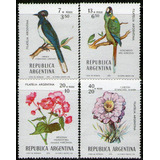 Argentina Serie X 4 Sellos Mint Filatelia Argentina Aves Urraca Y Guacamayo, Flores Begonia Y Cardón Año 1976 