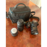 Nikon D5600 + Lente70-300mm+lente 35mm+lente 18-55mm+ Bolso