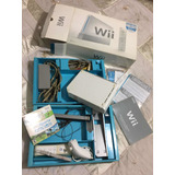 Wii Consola Más Video Juego Detalle En La Esquina