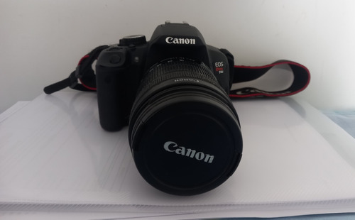 Máquina Fotográfica Canon Eos T4i Com Lente 18-135mm E 2 Bat