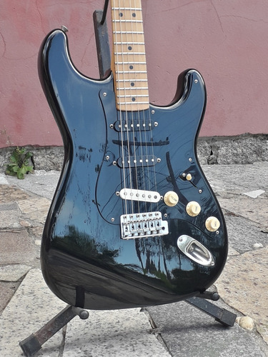 Guitarra Fender Japan Reedição 72