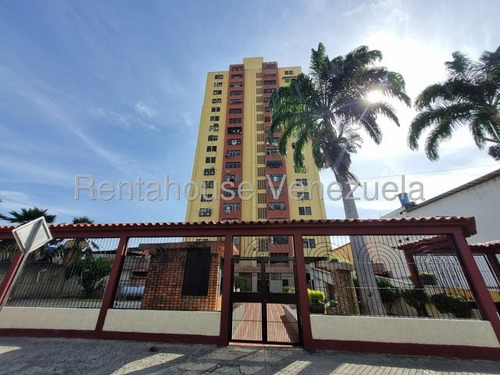 Venta Comodo Apartamento En Zona Estrategica De La Ciudad Al Oeste De Barquisimeto Gabriela C