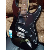 Strattocaster Squier By Fender (vendo O Permuto)