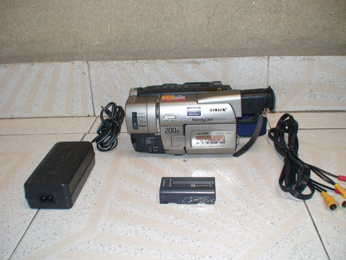 Una Camara De Video Sony Handycam Video 8xr Ccd-trv37 Ntsc