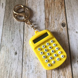 Chaveiro Calculadora Amarelo Com Mosquetão