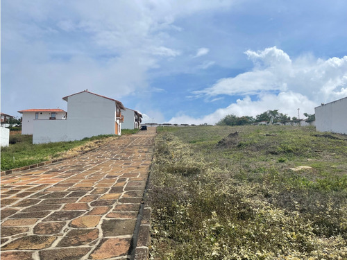 Lote En Conjunto Cerrado En Bagari Barichara - Imagen 3
