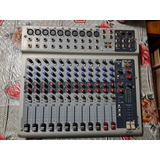 Consola Peavey Pv12