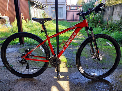 Bicicleta Trek Marlin 5 Aro 29