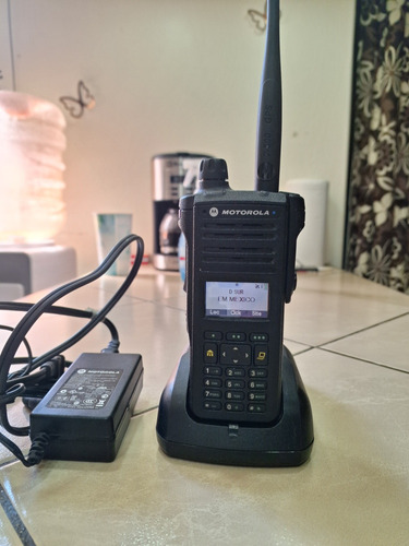 Radio Motorola Apx2000 Intrínseco Excelentes Condiciones 