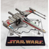 Miniatura Tomy - Luke Skywalker´s  X-wing