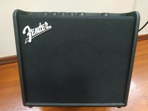 Cubo Fender Mustang Lt 25 