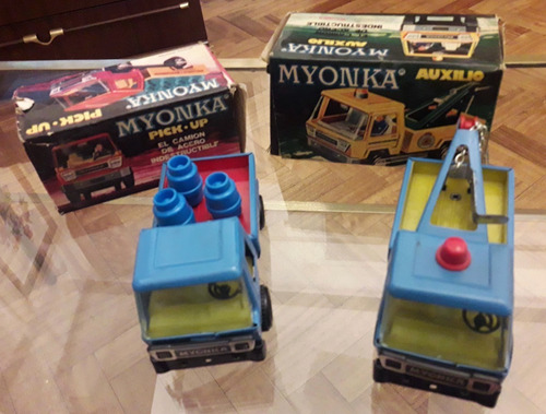 Set 2 Camiones Myonka Pick-up Y Grua Vintage Antiguos C/caja