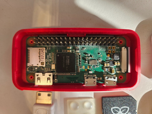 Raspberry Pi Zero Wh Starter Kit 