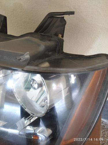 Faro Izquierdo Chevrolet Tahoe Y Avalanche Usado 2008 A 2013 Foto 4