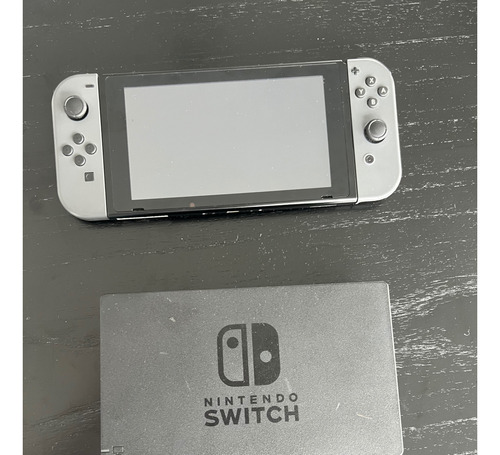 Nintendo Switch Color Negra Y Gris.