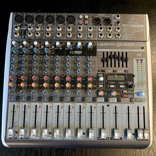 Mesa De Som Behringer Qx1222usb Xenyx Mixer Impecável 