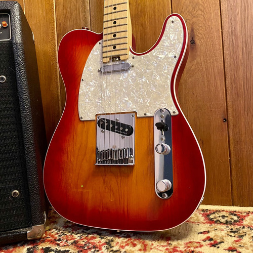 Guitarra Telecaster Fender Elite Estuche Aged Cherry Burst