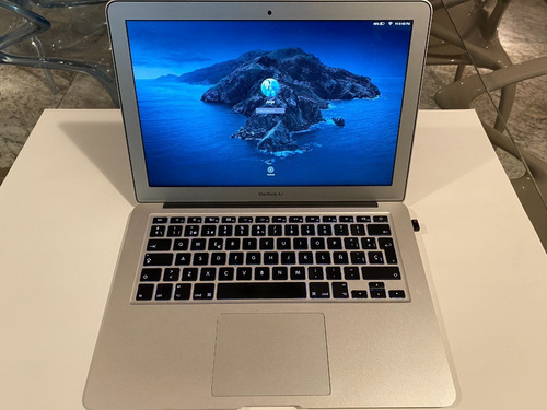 Macbook Air 13.3 , Intel Core I5 8gb Ram 128gb Ssd