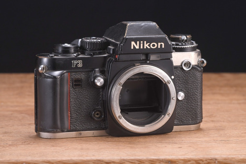 Câmera Nikon F3 Vintage Antiga Analógica **esta Travada**