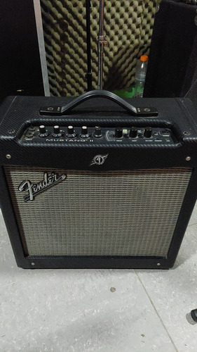 Amplificador Fender Mustang Ii 