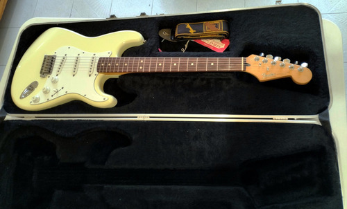 Guitarra Fender Stratocaster Usa Americana Usada