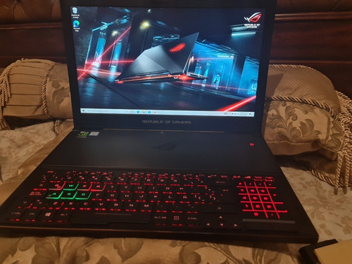 Laptop Gamer Rog Zephyrus Gx501 Ultra Delgada 144hz Unica!!!