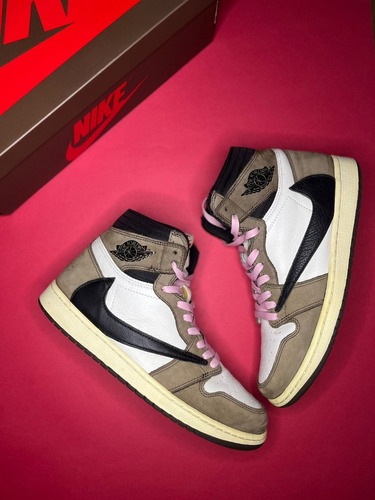 Air Jordan 1 Travis Scott High - Mocha