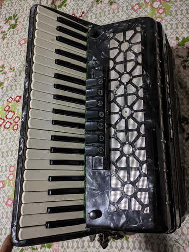 Acordeon Roland (michael)