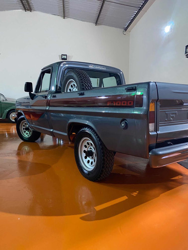 FORD F-1000 SS