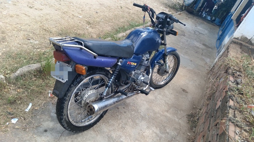 HONDA  TITAN