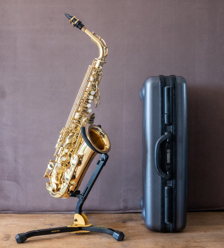 Saxofone Alto Yamaha Yas 275 Japonês Com Acessórios