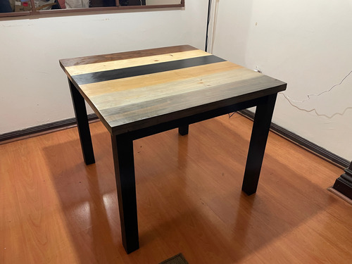 Mesa Cuadrada Madera