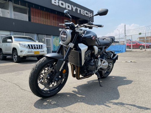 Honda Cb1000rak