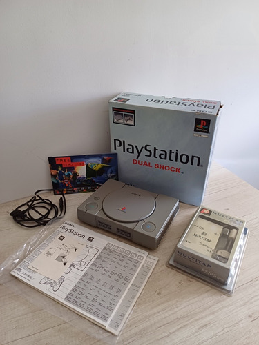 Playstation 1 Fat Con Su Caja En Excelentes Condiciones