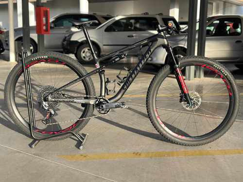 Bicicleta Specialized Epic 2023