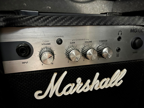 Amplificador Marshall Mg10cf