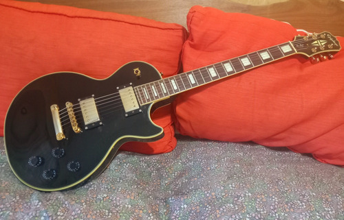 EpiPhone Les Paul Custom No Standard Fender Gibson Marshall 