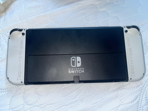 Nintendo Switch Switch 32gb Blanco + Mario Kart 8 Delux