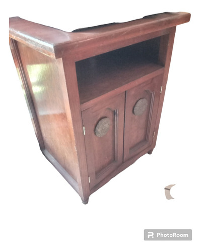 Mueble De Madera Antiguo Con  Puertas